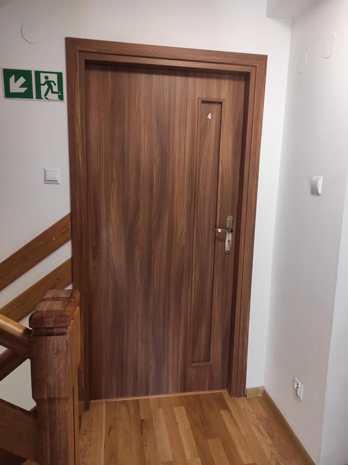 Domek Mysliwski W Mucznem Lutowiska Εξωτερικό φωτογραφία